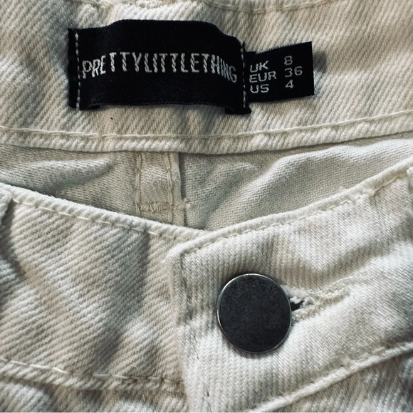 PretttyLittleThing women's size 4 white wide leg jeans - Picture 3 of 3